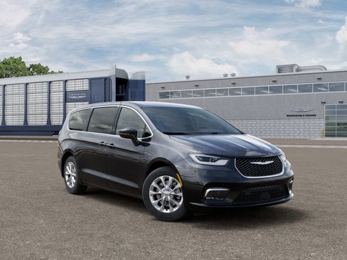 New 2026 Chrysler Pacifica Select AWD/4WD image 34