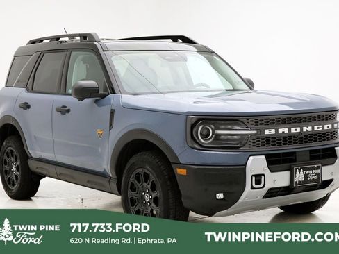 Used 2025 Ford Bronco Sport Badlands image 1