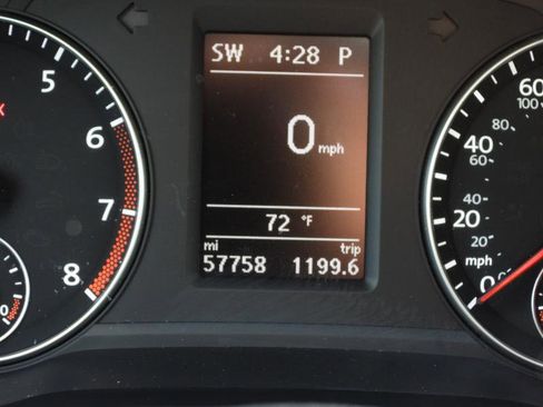 Used 2014 Volkswagen Passat 1.8T SE image 50