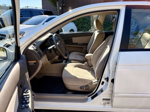 Used 2006 Kia Spectra EX image 10