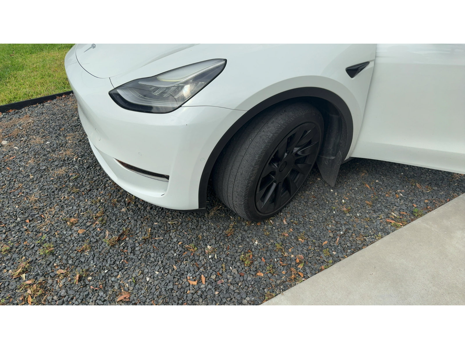 Used 2021 Tesla Model Y Long Range AWD/4WD image 14