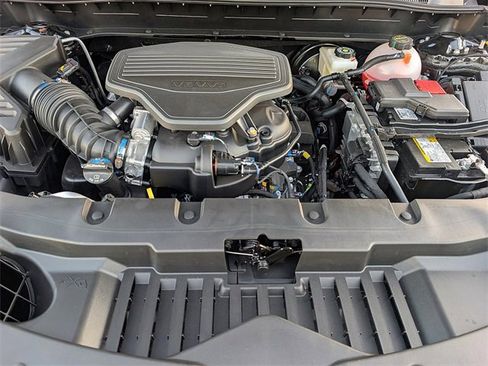 New 2025 Chevrolet Blazer RS image 4