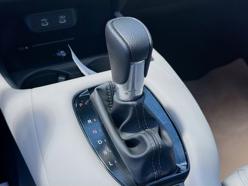 New 2026 Honda HR-V LX image 15