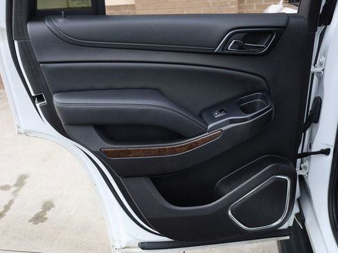 Used 2017 Chevrolet Tahoe LT image 16