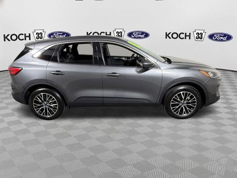 Certified 2022 Ford Escape SEL w/ Technology Package FWD image 9