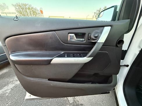 Used 2011 Ford Edge SEL w/ 202A Rapid Spec Order Code image 22