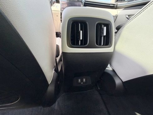 Used 2024 Hyundai Tucson Limited AWD/4WD image 24