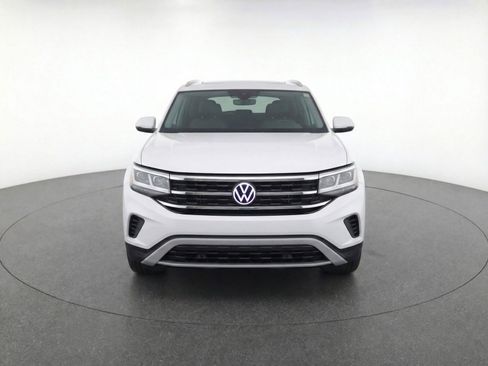 Used 2024 Volkswagen Atlas SE AWD/4WD image 2