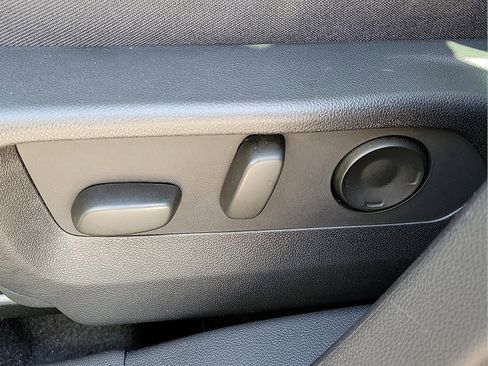 Used 2025 Buick Envision Sport Touring image 13