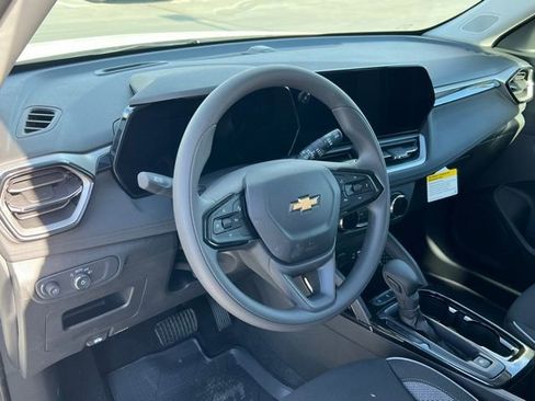New 2026 Chevrolet TrailBlazer LS w/ LS Convenience Package FWD image 3