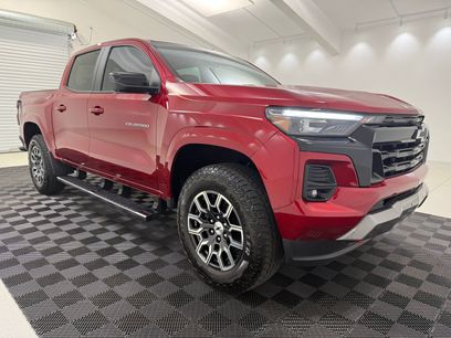 Used 2023 Chevrolet Colorado Z71 w/ Z71 Convenience Package 2