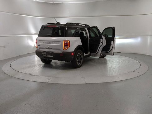 New 2025 Ford Bronco Sport Outer Banks w/ Outer Banks Tech Package+ AWD/4WD image 9
