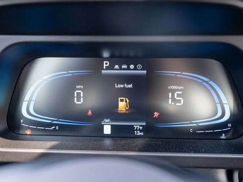 New 2025 Hyundai Elantra Sport image 23