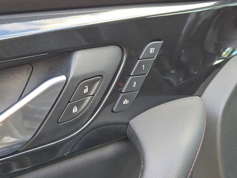 Used 2021 Chevrolet Blazer RS w/ Enhanced Convenience Package image 26