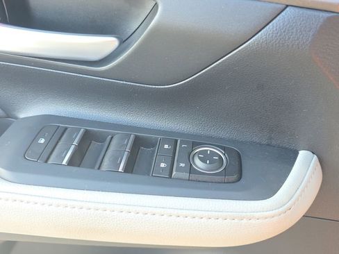 Used 2024 Toyota Grand Highlander FWD image 19
