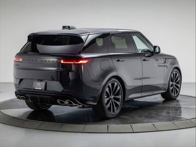 New 2026 Land Rover Range Rover Sport Dynamic SE AWD/4WD image 5