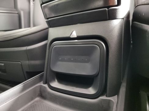 Used 2024 Rivian R1S Adventure AWD/4WD image 33