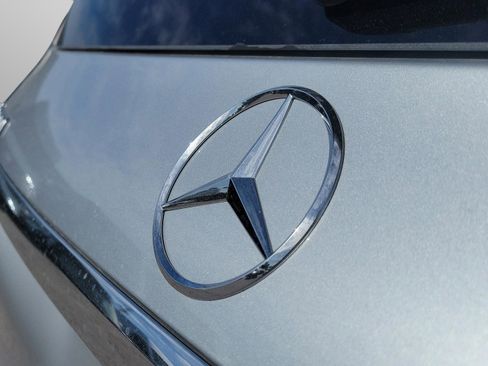 New 2026 Mercedes-Benz GLS 580 4MATIC image 33