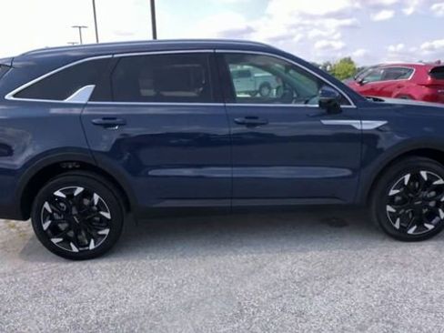 New 2026 Kia Sorento EX image 4