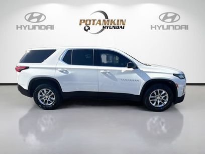 Used 2022 Chevrolet Traverse LS