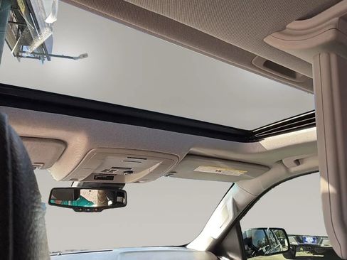 Used 2019 Chevrolet Tahoe LT RWD image 23