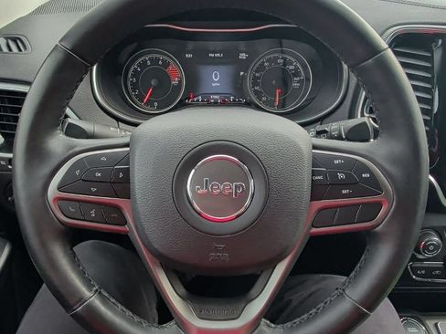 Used 2019 Jeep Cherokee Limited AWD/4WD image 26
