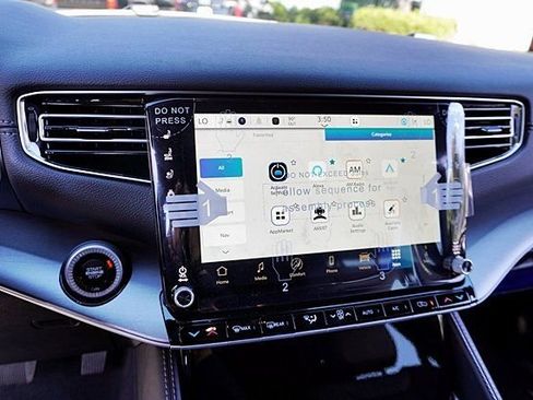 New 2026 Jeep Grand Wagoneer L Limited w/ Premium Group II image 32