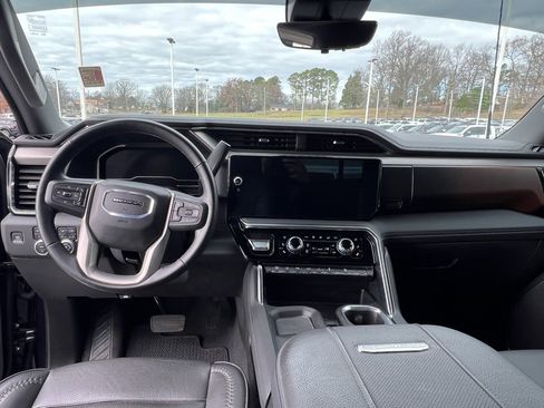 Certified 2024 GMC Sierra 2500 Denali w/ Technology Package image 18