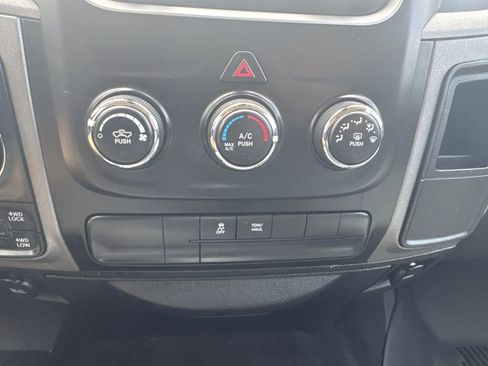 Used 2017 RAM 1500 Express w/ Black Ram 1500 Express Group AWD/4WD image 30