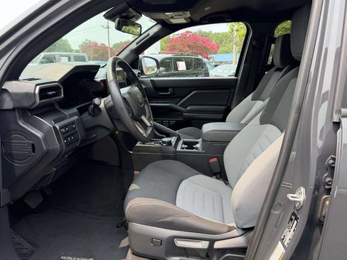 Used 2025 Toyota 4Runner TRD Off-Road AWD/4WD image 16