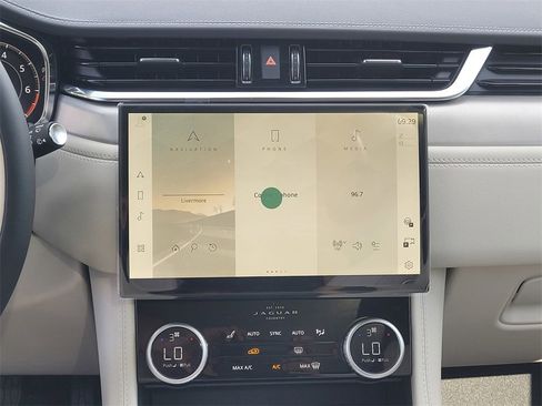 New 2026 Jaguar F-PACE R-Dynamic S image 9