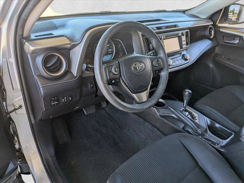 Used 2015 Toyota RAV4 XLE FWD image 10