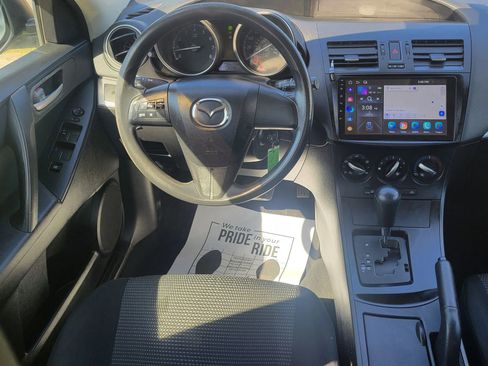 Used 2013 MAZDA MAZDA3 i SV image 10