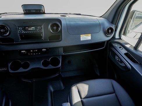 New 2025 Mercedes-Benz Sprinter 2500 image 15