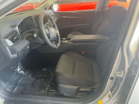Used 2025 Toyota Camry LE image 24