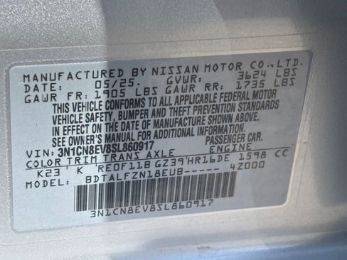 Used 2025 Nissan Versa SV FWD image 27