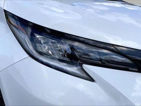 Certified 2026 Toyota Sienna XLE Woodland Edition AWD/4WD image 27