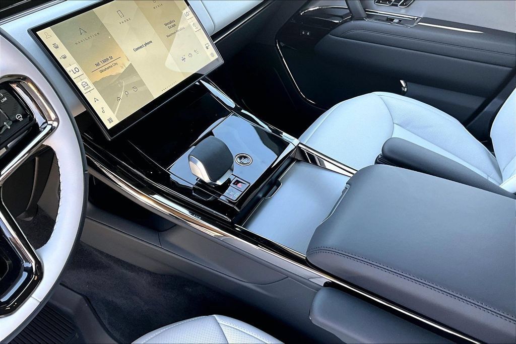 New 2026 Land Rover Range Rover Sport Dynamic SE AWD/4WD image 8