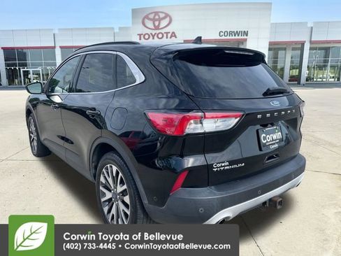 Used 2020 Ford Escape Titanium AWD/4WD image 3