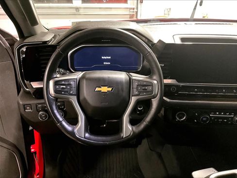 Certified 2022 Chevrolet Silverado 1500 LT image 17
