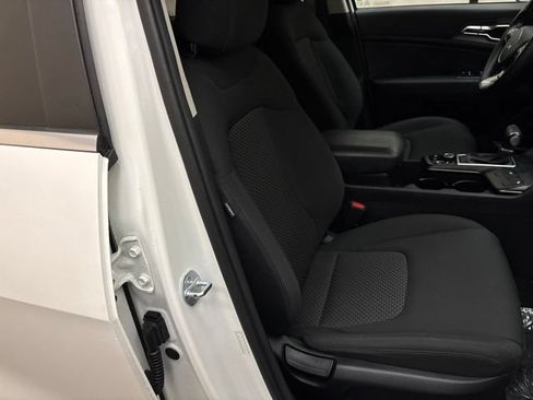 Certified 2023 Kia Sportage LX AWD/4WD image 22