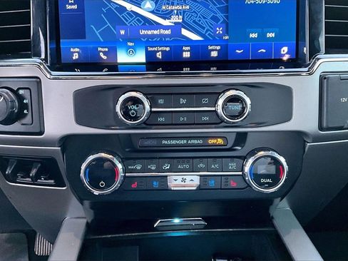 Used 2022 Ford F250 Lariat w/ Tremor Off-Road Package image 19