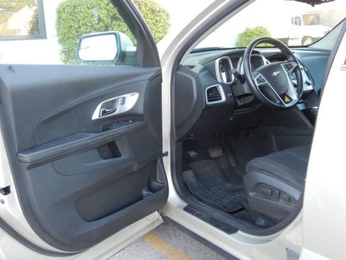 Used 2014 Chevrolet Equinox LT w/ Driver Convenience Package image 24