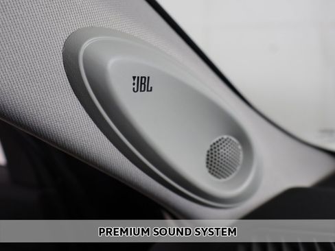 Used 2022 Toyota Highlander Limited image 5