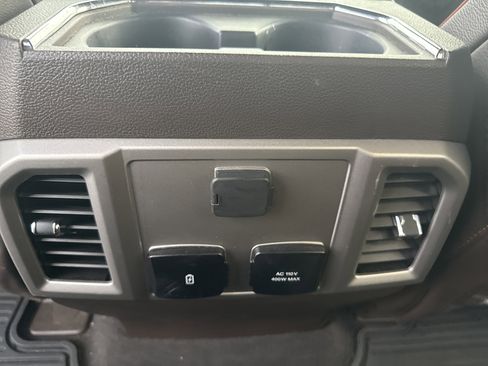 Used 2022 Ford F250 King Ranch w/ King Ranch Ultimate Package image 14