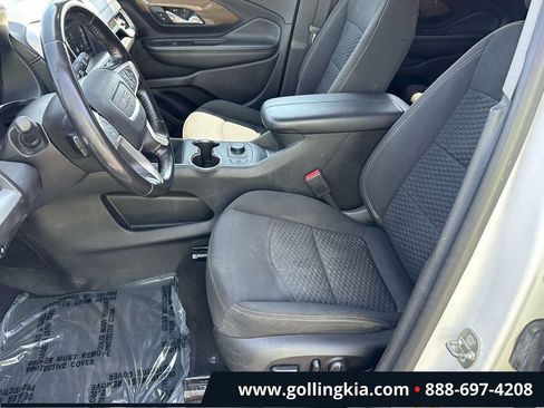Used 2018 GMC Terrain SLE w/ Driver Convenience Package AWD/4WD image 17