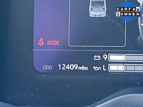 Used 2025 Toyota Tundra Limited image 34