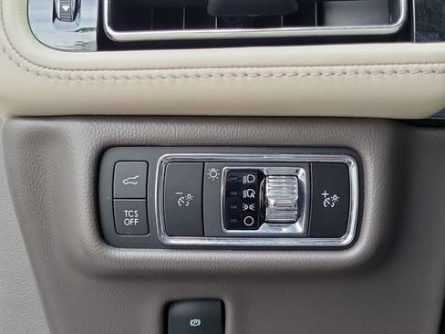 Certified 2022 Lincoln Nautilus Reserve FWD image 15