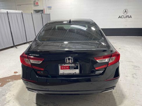 Used 2022 Honda Accord Touring image 5