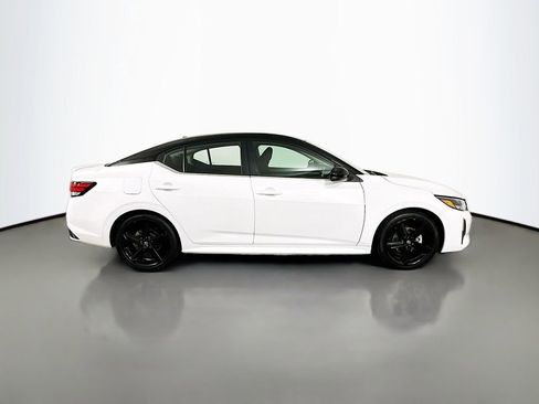 Used 2024 Nissan Sentra SR image 4